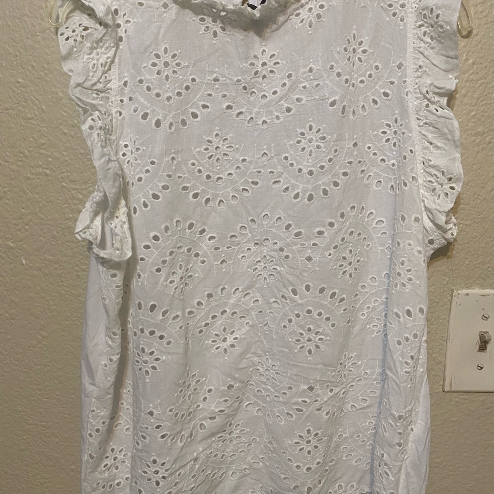 Lace Ruffle Sleeve Blouse in White